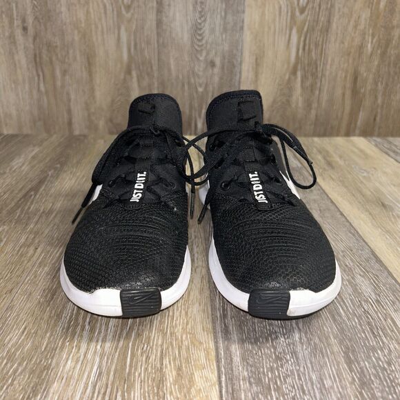 Nike Free TR 8 Women's US Size 8 Black White 942888-001 Running Sneaker Shoes - Picture 3 of 11